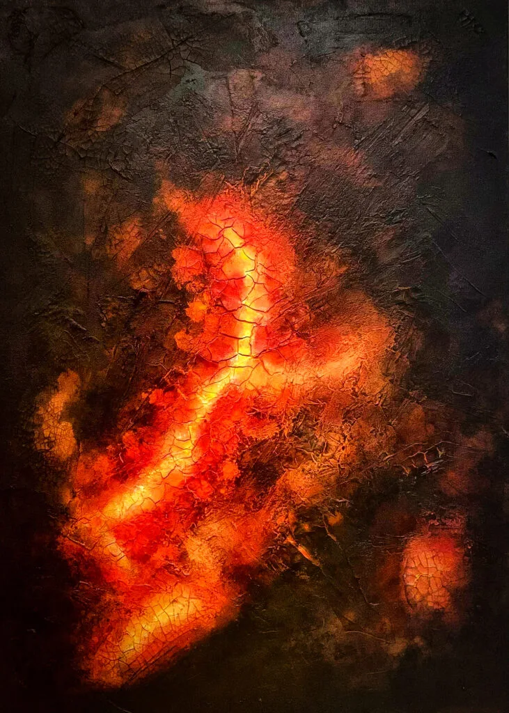 Détail d’Igne Terrae : reliefs rouges et sombres d’une peinture abstraite de Julien Guénard